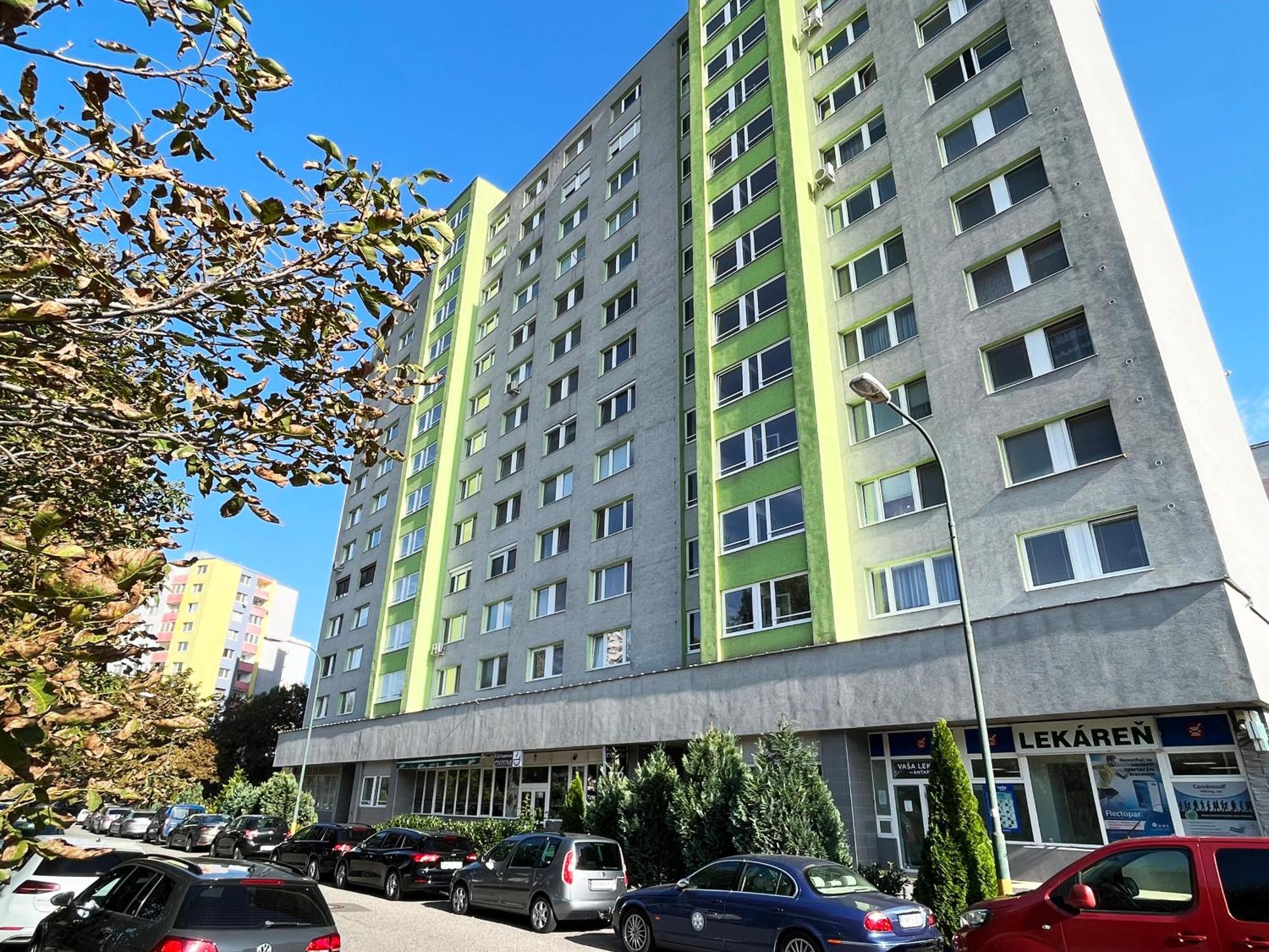 Air-Conditioned Studio, Close To City Centre & Tram Stop Bratislava Esterno foto
